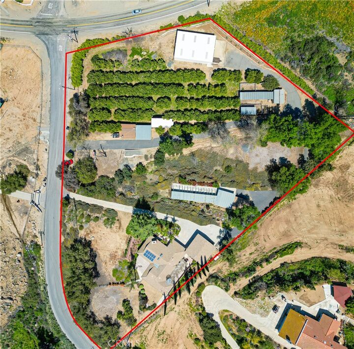 Property Photo: 14302 Descanso Drive CA 92570