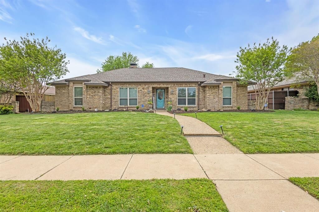 Property Photo:  1912 Cherbourg Drive  TX 75075 