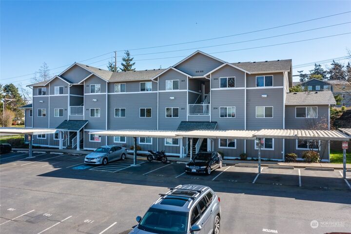 Property Photo: 1691 SW Mulberry Place F203 WA 98277