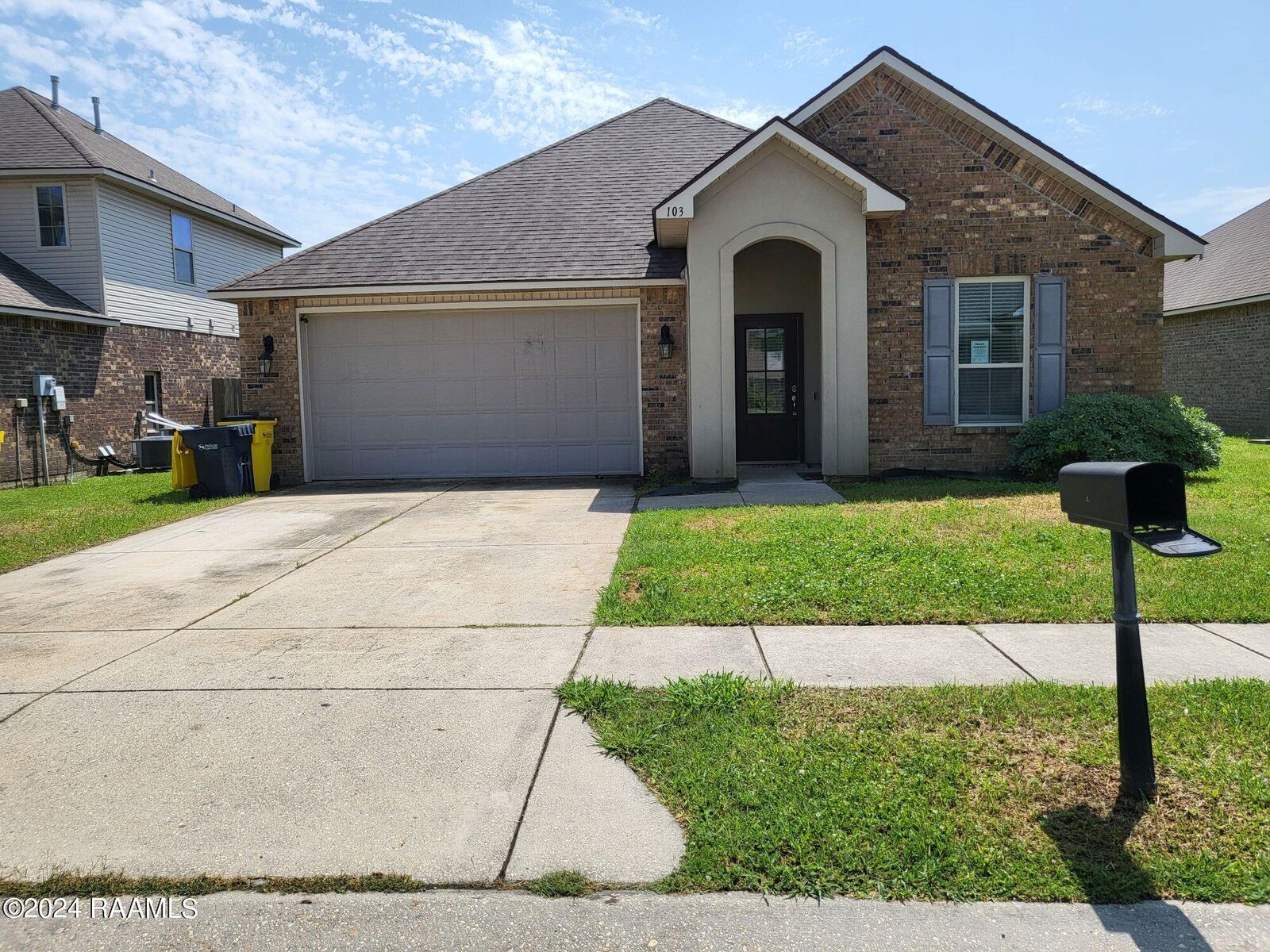 Property Photo: 103 Marshfield Drive LA 70507