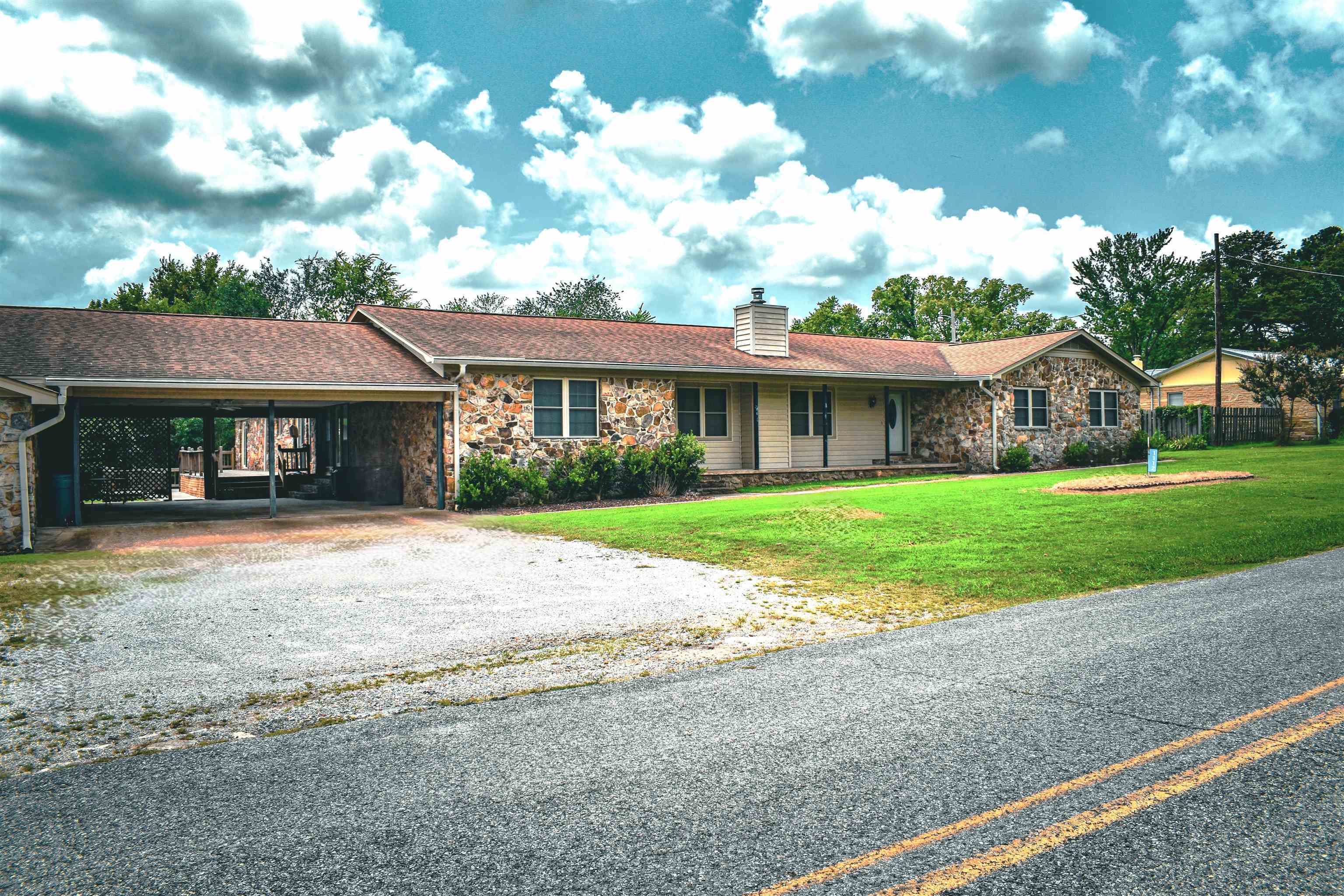 Property Photo: 1112 Maple Drive AR 72560