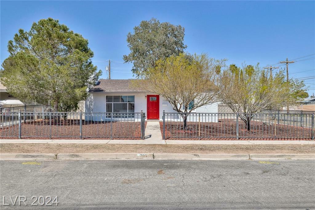 Property Photo:  700 8th Street  NV 89005 