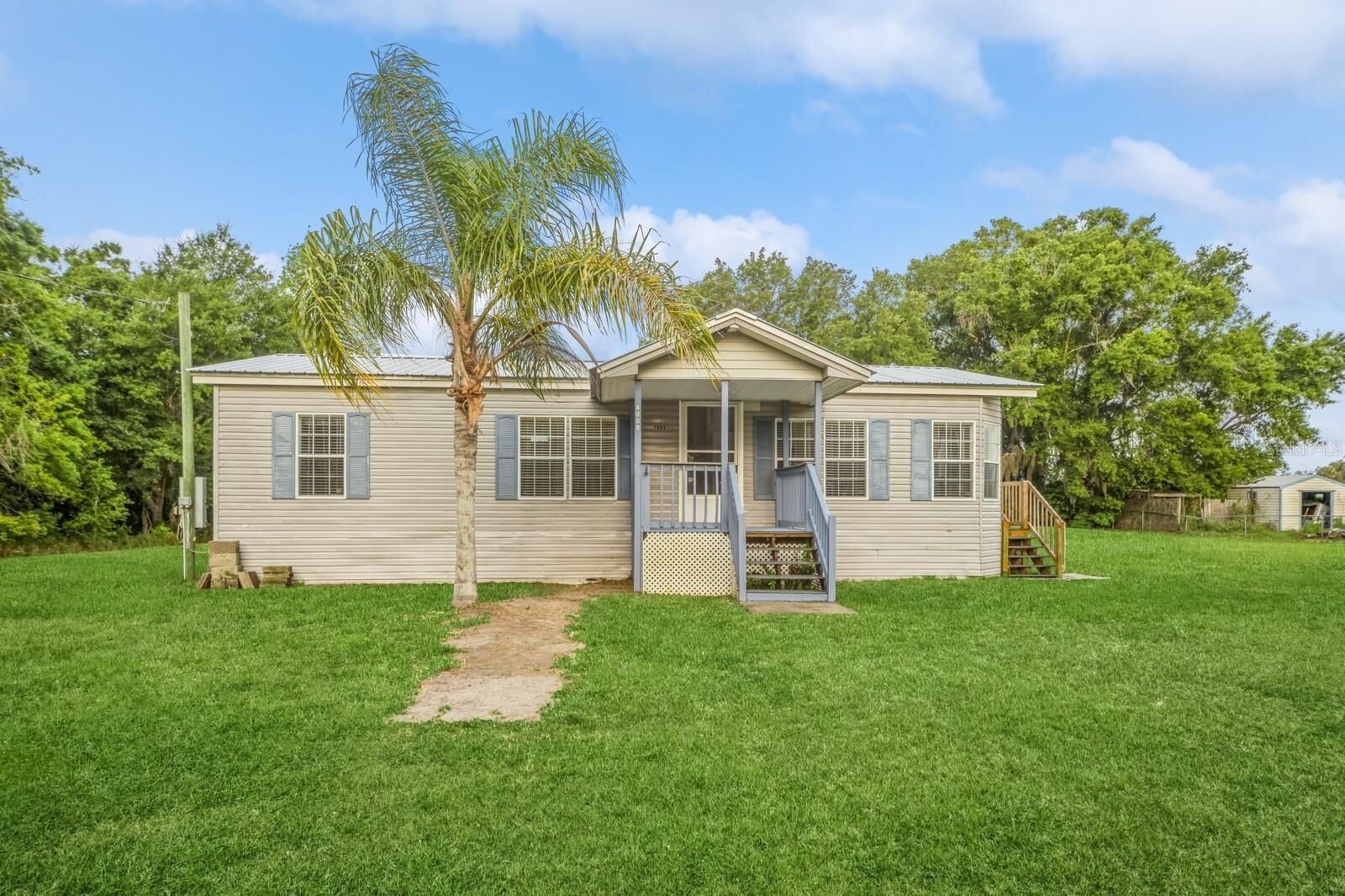 Property Photo: 4009 Kayla Ranch Lane FL 33567