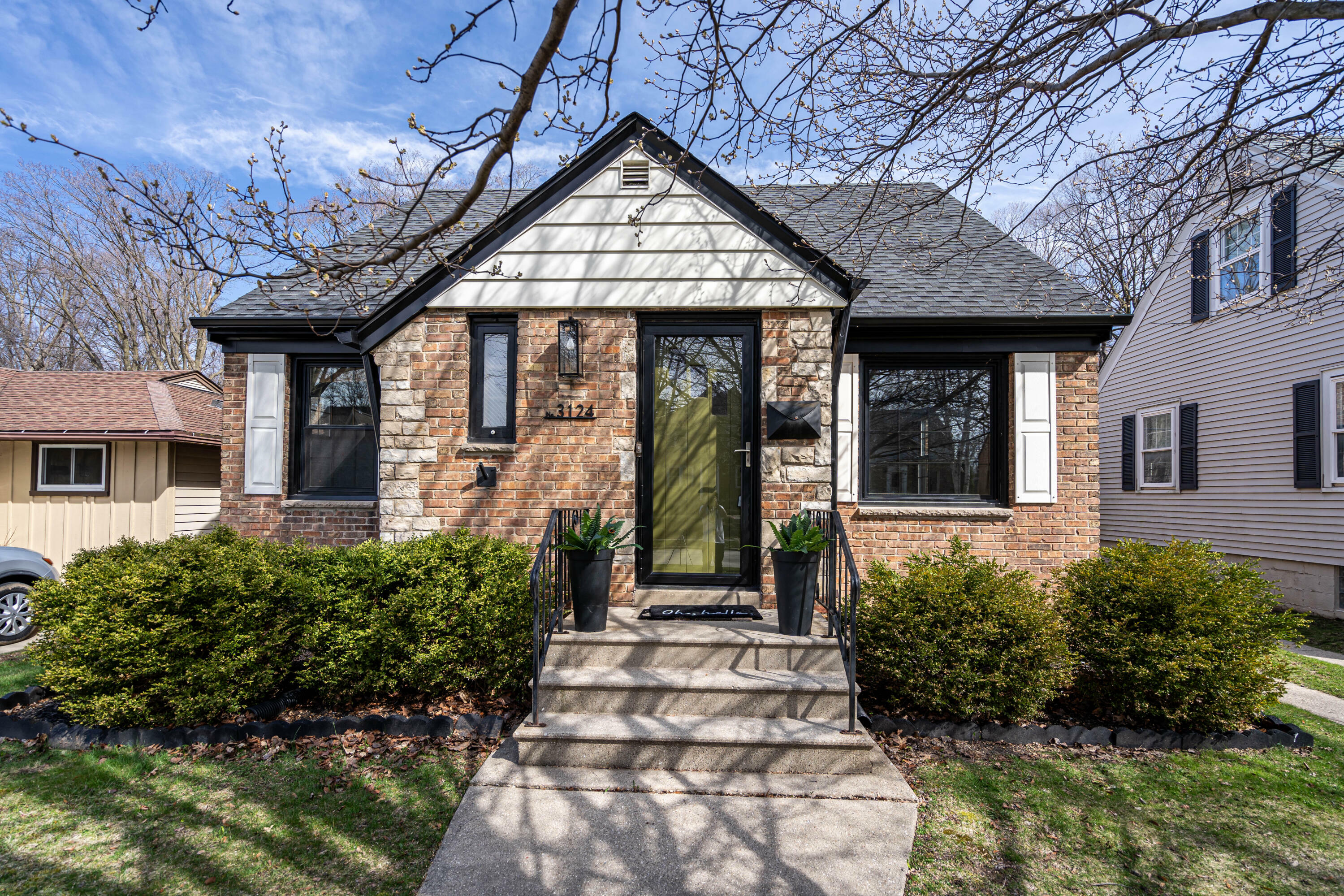 Property Photo:  3124 E Crawford Ave  WI 53235 