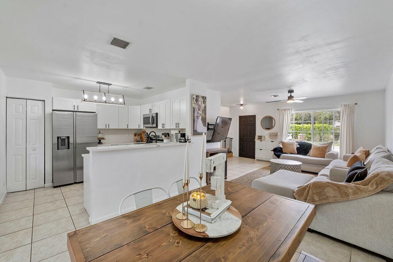 Property Photo: 1476 SW 47th Avenue FL 33442