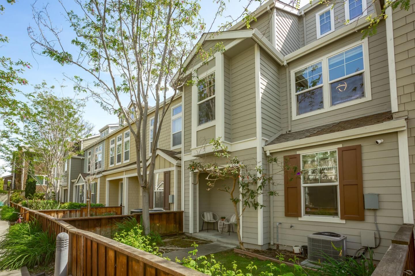 Property Photo:  678 Pinnacles Terrace  CA 94085 