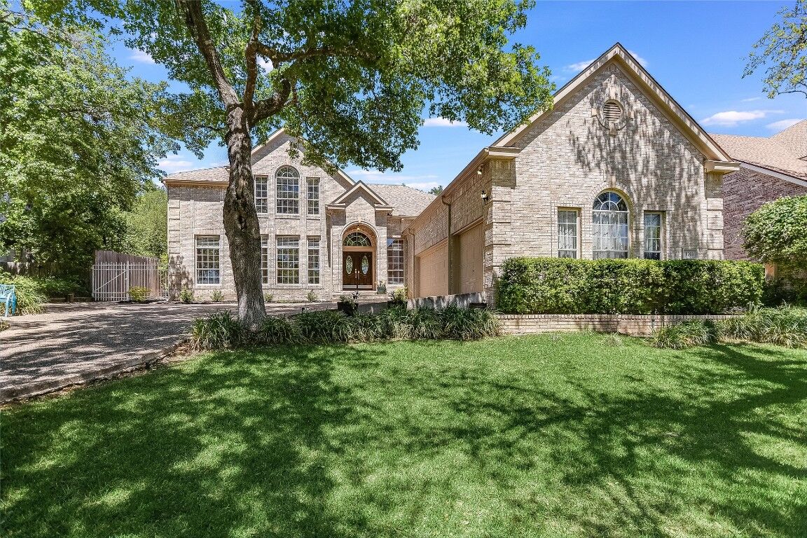 Property Photo: 9263 Scenic Bluff Drive TX 78733