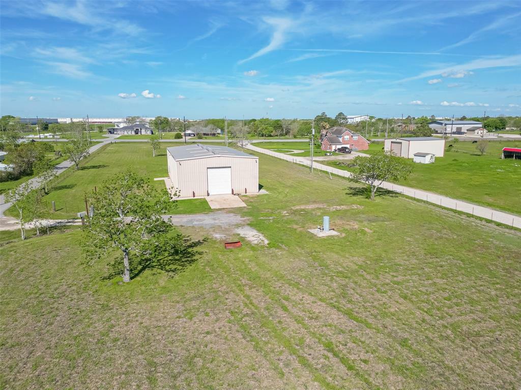 Property Photo:  6510 Fm 3180 Road  TX 77523 