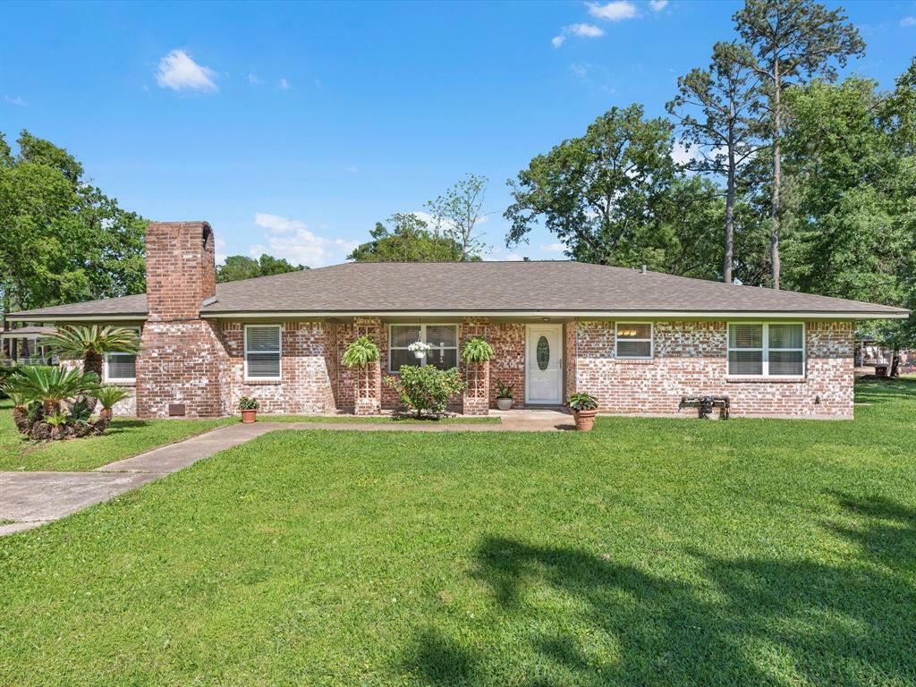 Property Photo:  7500 Bridle Path Drive  TX 77044 