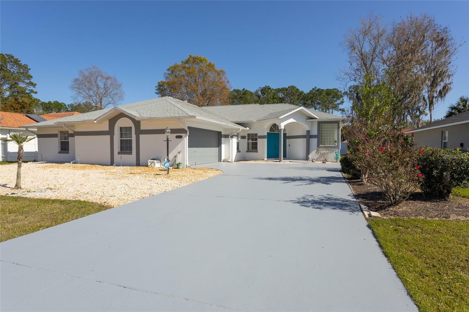 Property Photo:  132 Brittany Lane  FL 32137 