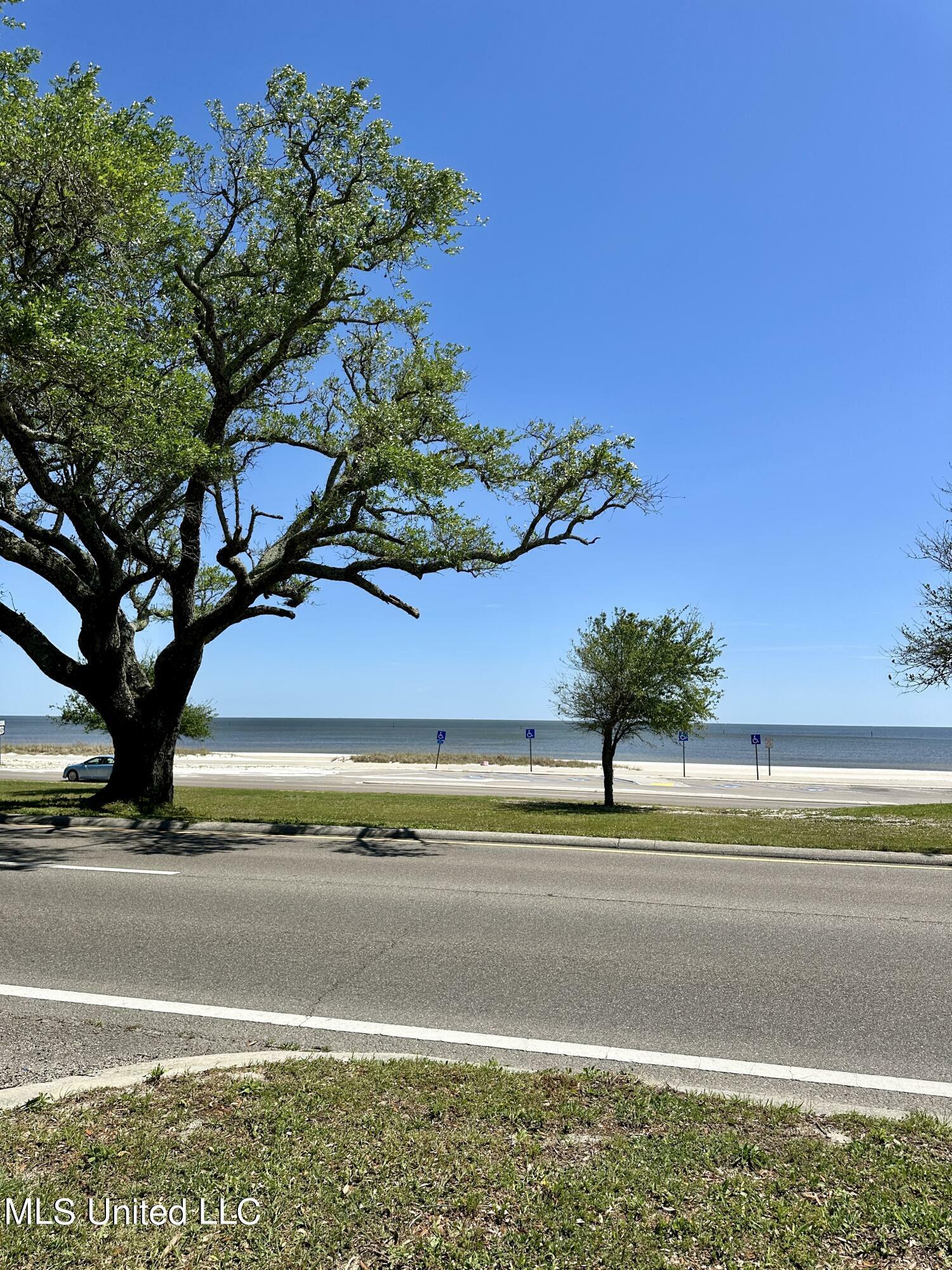 Property Photo:  1416 E Beach Boulevard  MS 39501 