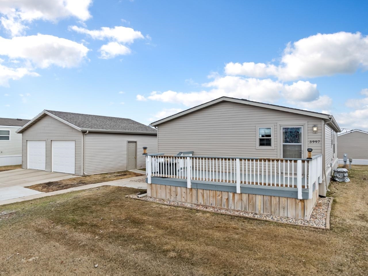 Property Photo:  3997 Aster Loop  ND 58701 