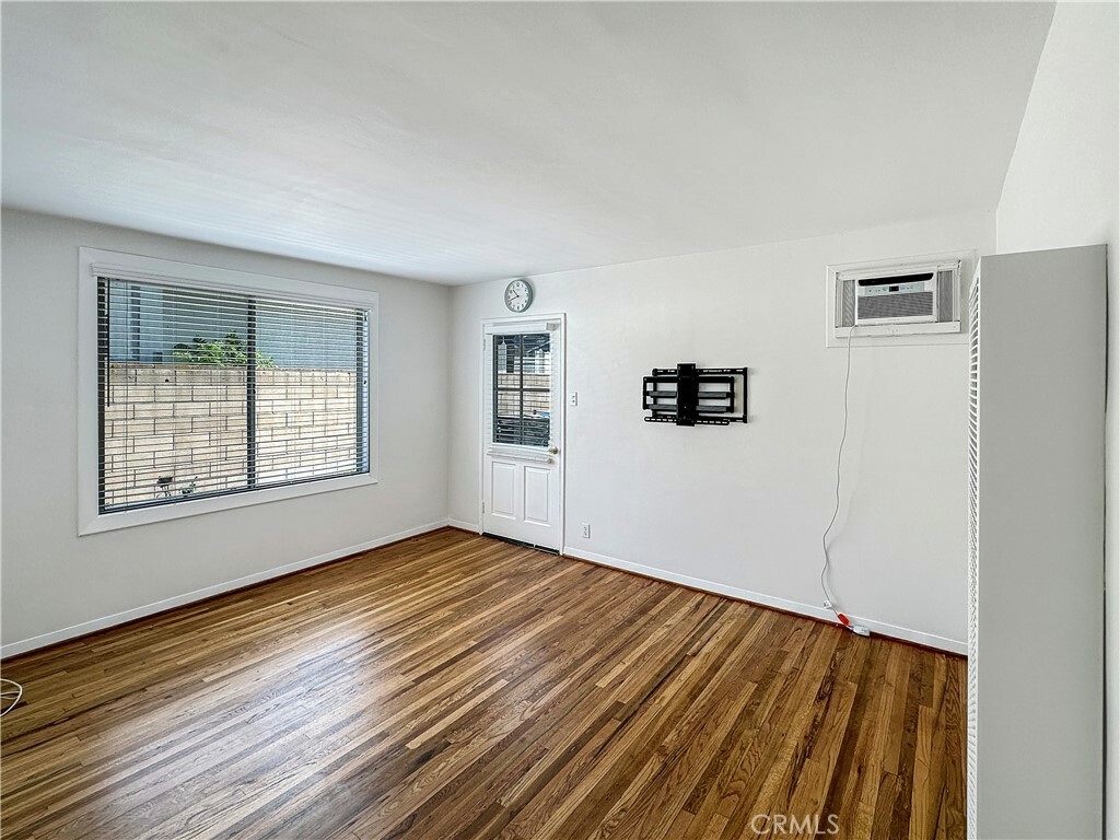 Property Photo:  77 N Lima Street  CA 91024 