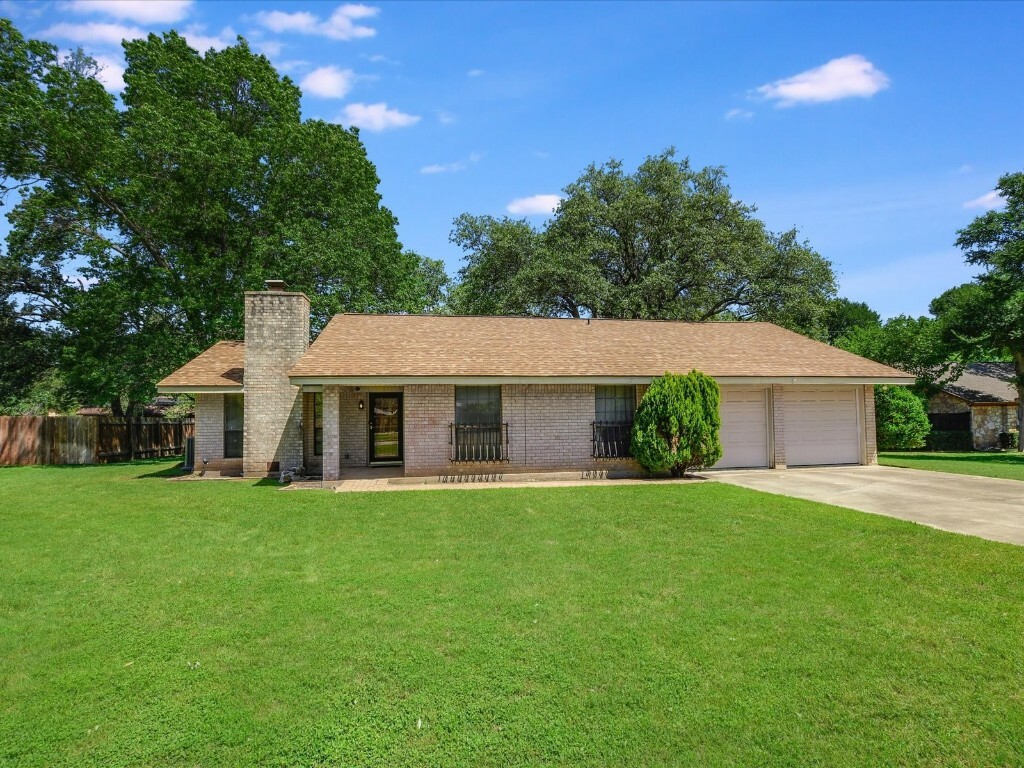 Property Photo:  1907 Westwood Lane  TX 78628 