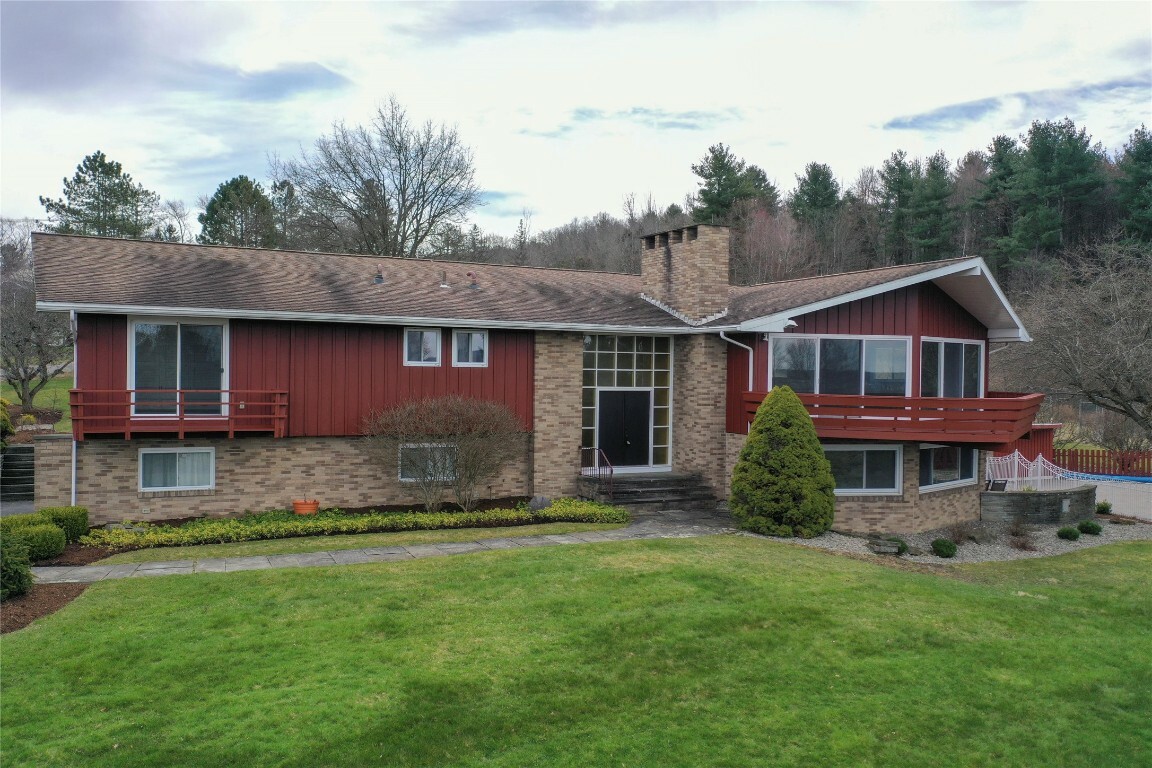 Property Photo:  428 S Jensen Road S  NY 13850 