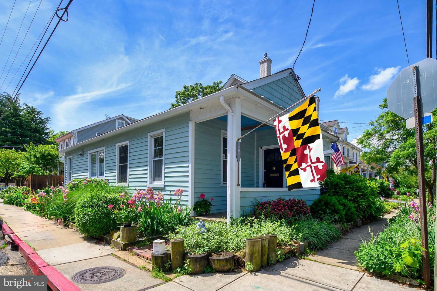 Property Photo:  301 Chesapeake Avenue  MD 21403 