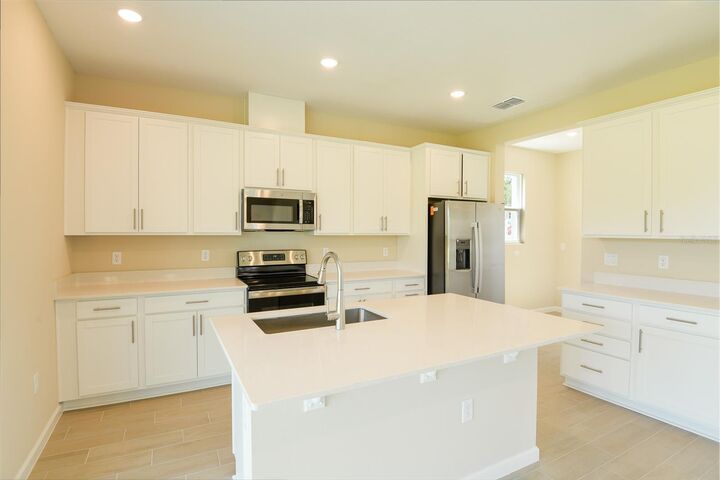 Property Photo:  3865 Deer Ridge Drive  FL 32757 