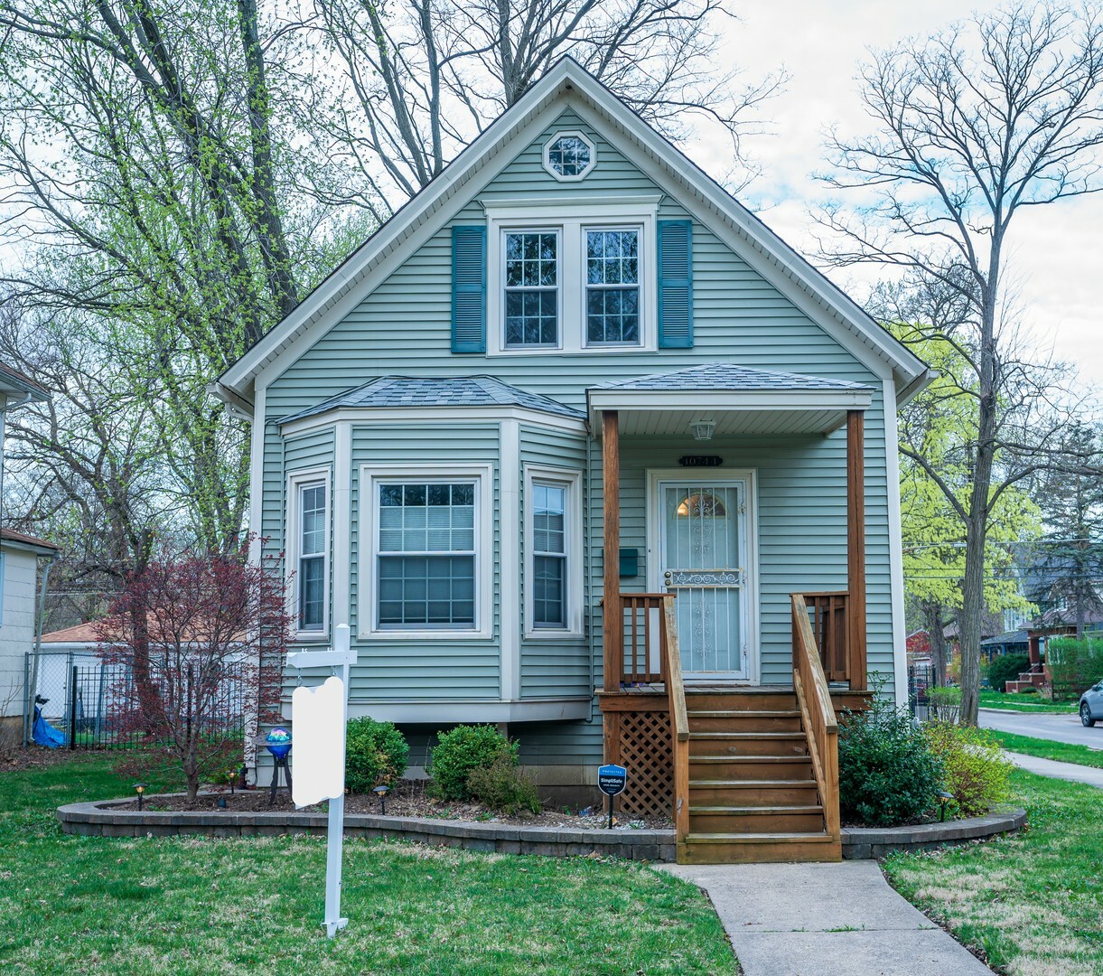 10744 S Wood Street  Chicago IL 60643 photo