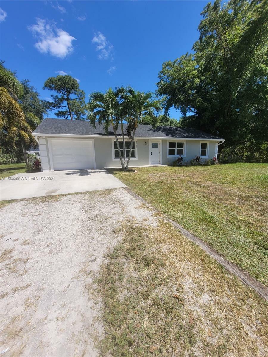 Property Photo:  12147 68th St N  FL 33412 