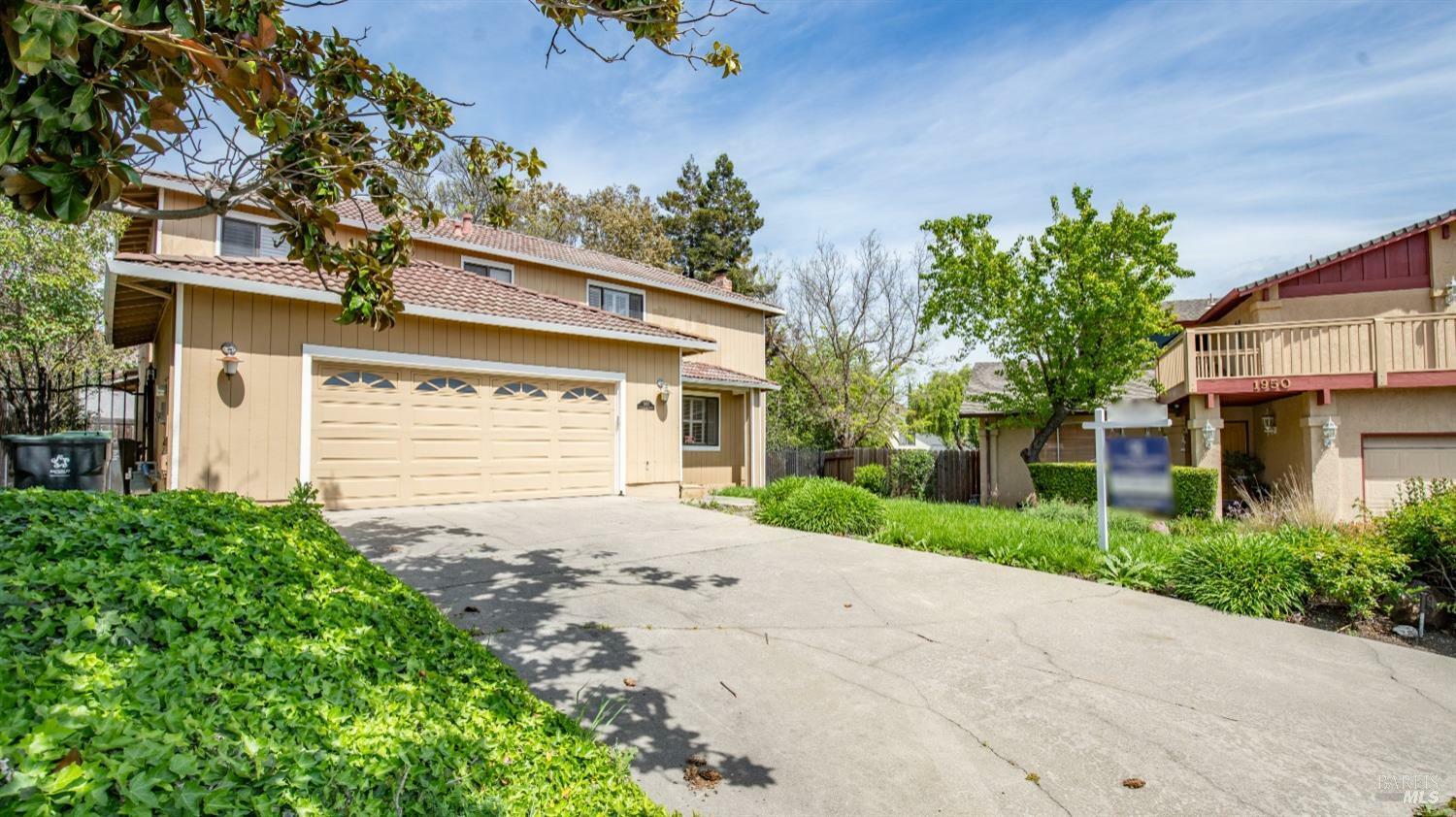 Property Photo:  1962 Winchester Place  CA 94533 