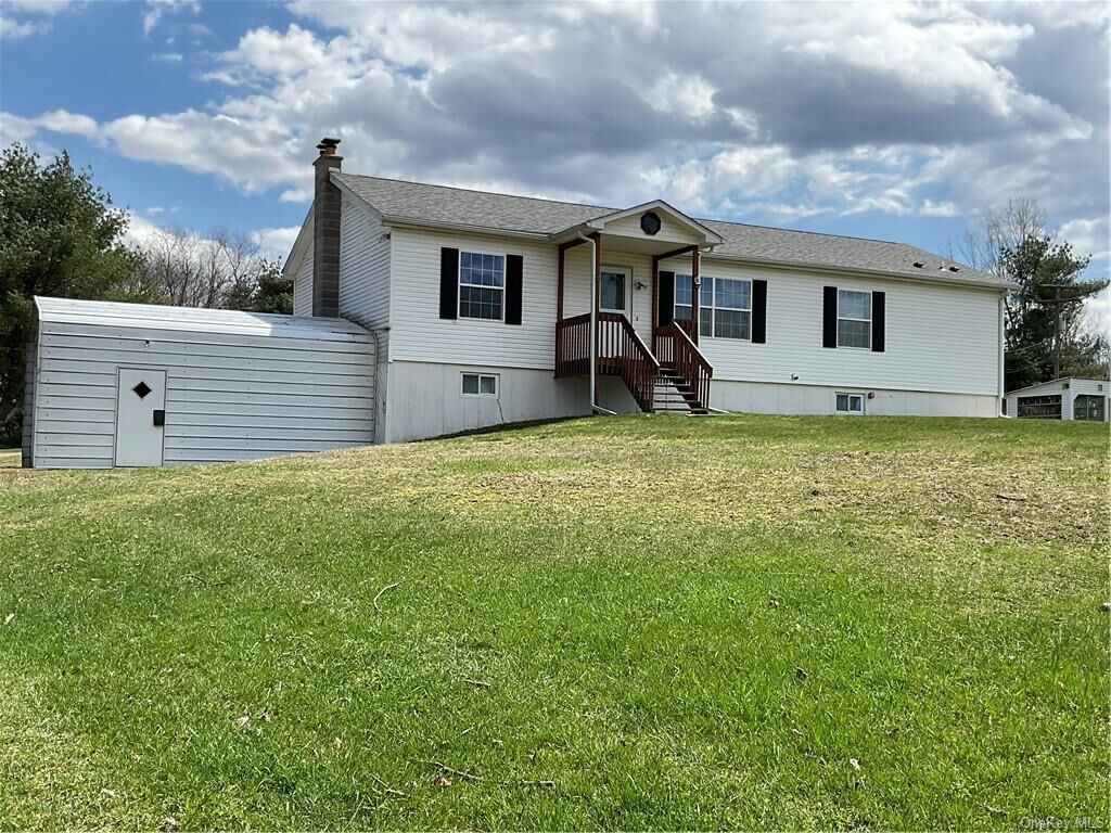 Property Photo:  6 Mueller Road  NY 12726 