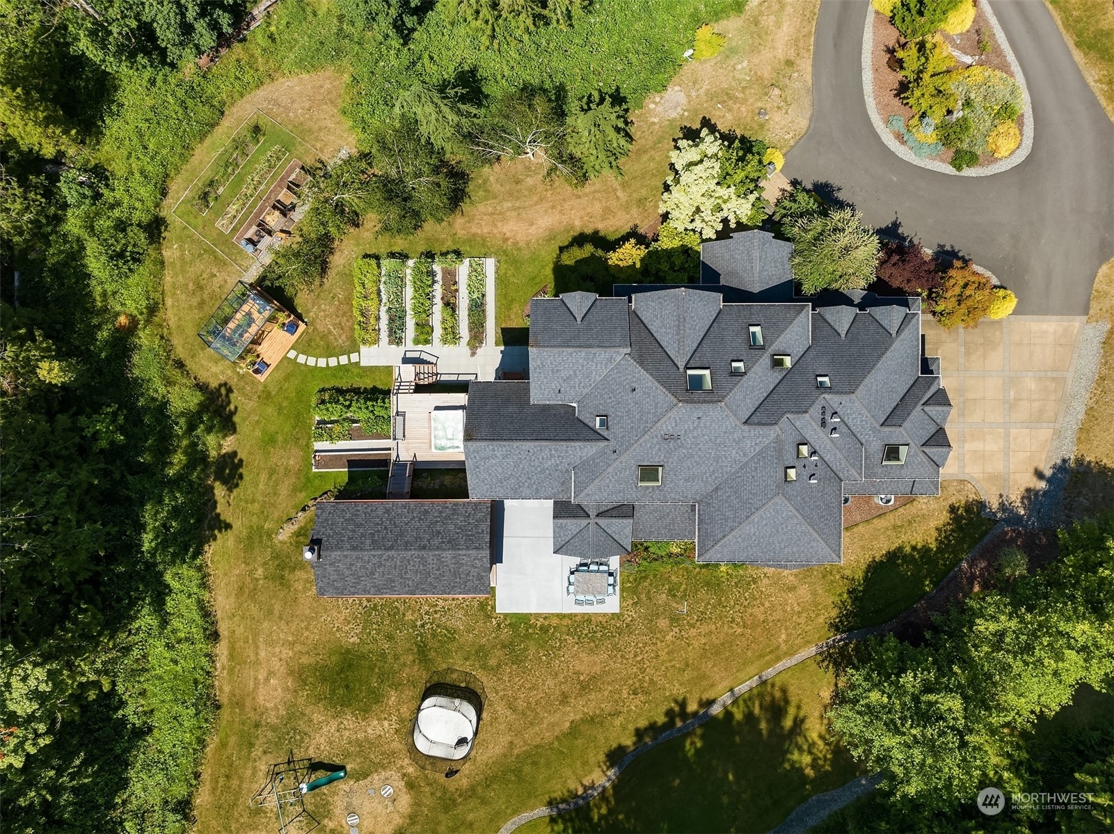 Property Photo:  26709 SE Old Black Nugget Road  WA 98029 