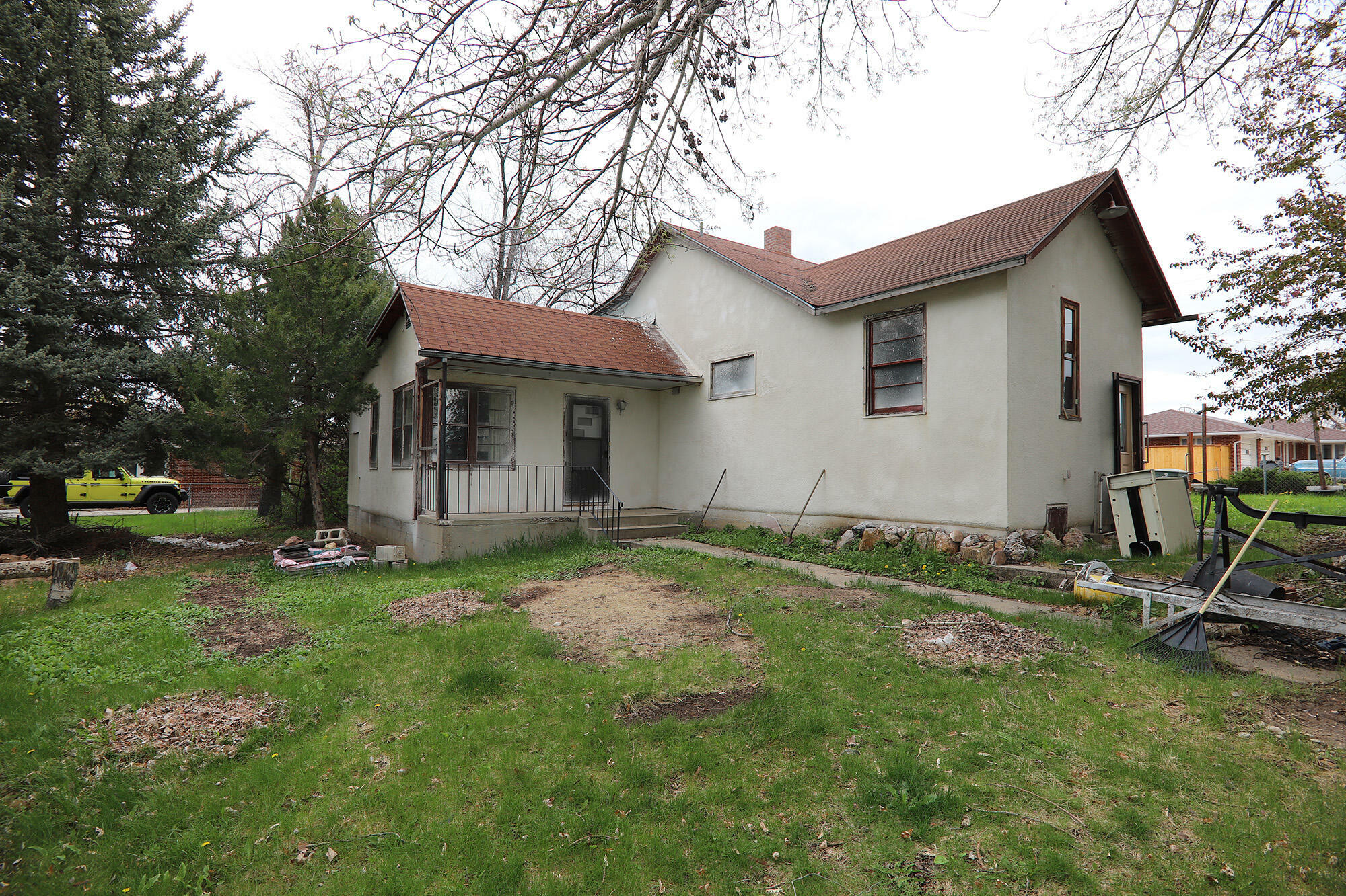 Property Photo:  1503 Pioneer Road  WY 82801 
