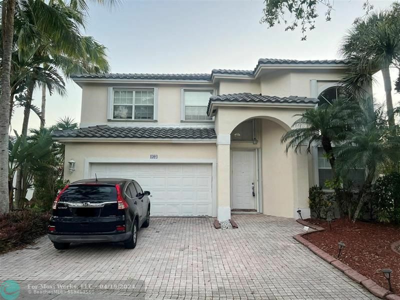 Property Photo:  1304 NW 167th Ave  FL 33028 