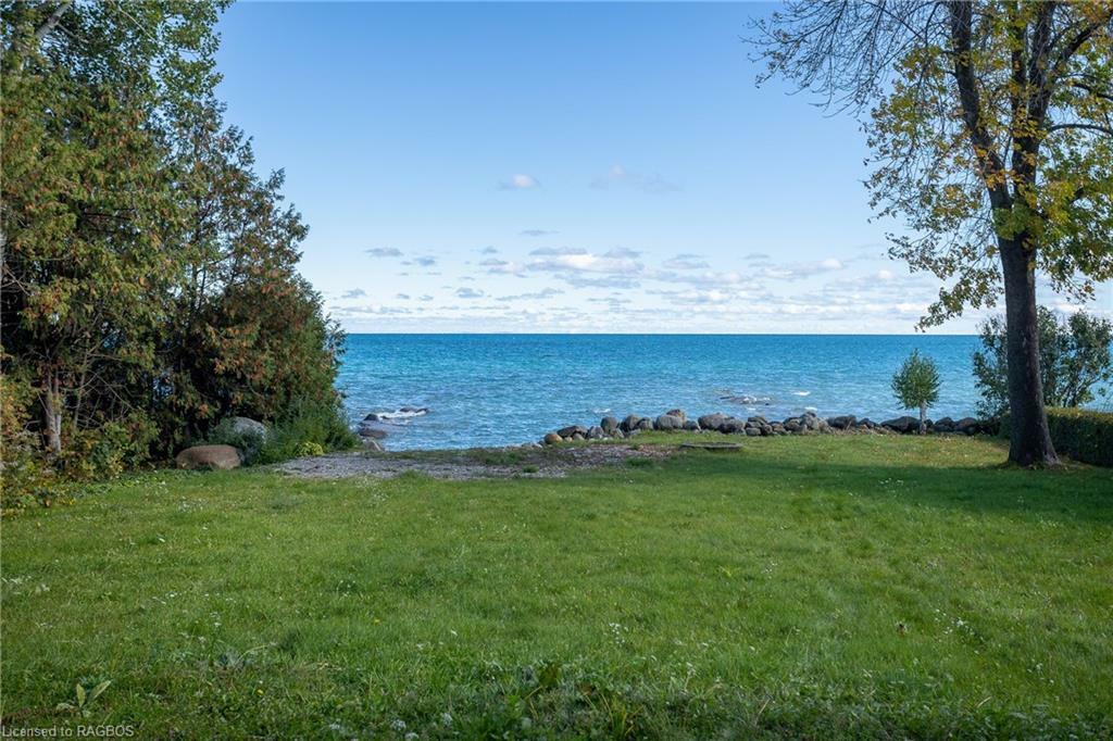 Property Photo:  223 Lakeshore Road S  ON N4L 0A7 
