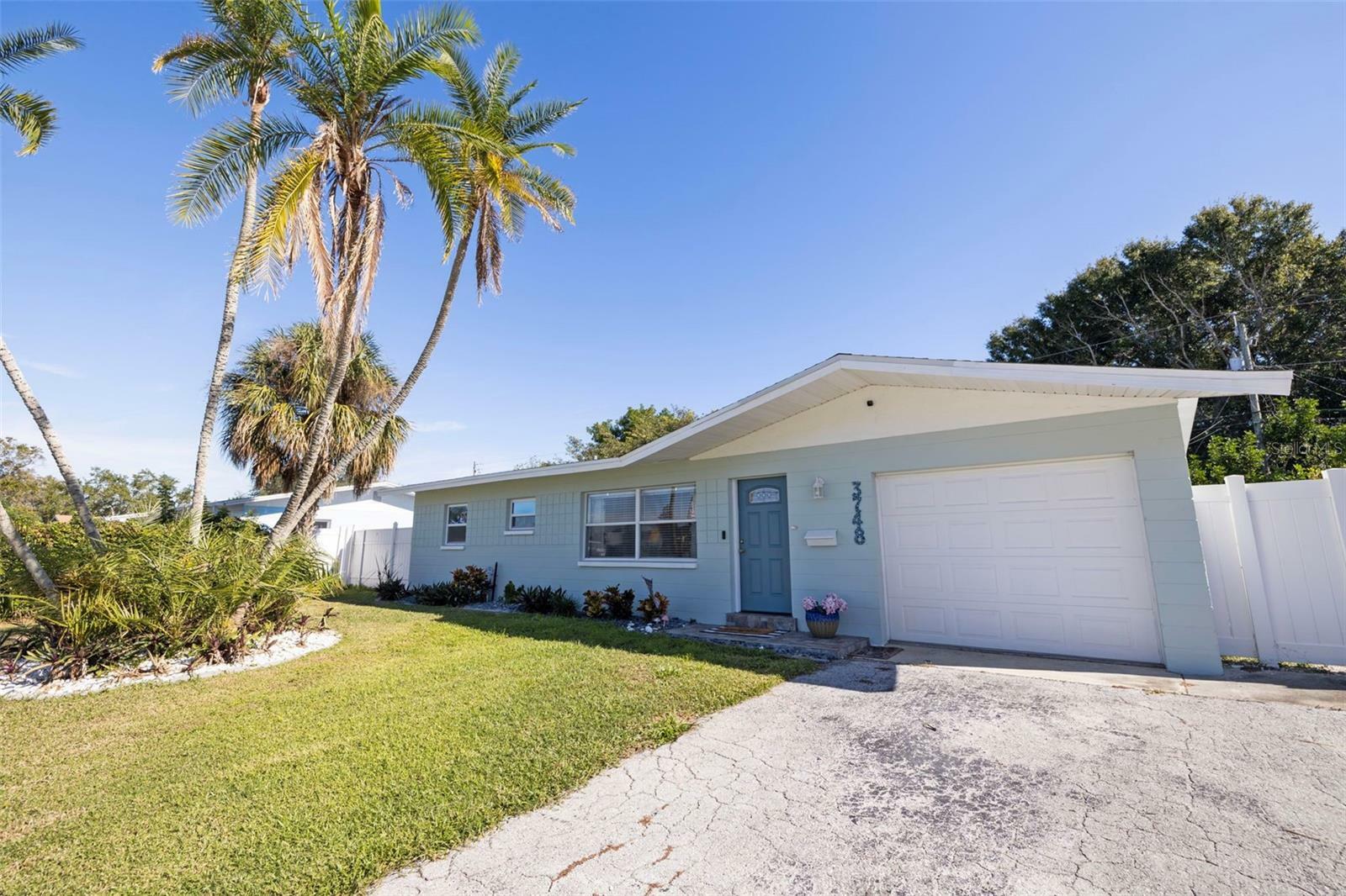 Property Photo:  3748 Manatee Drive SE  FL 33705 