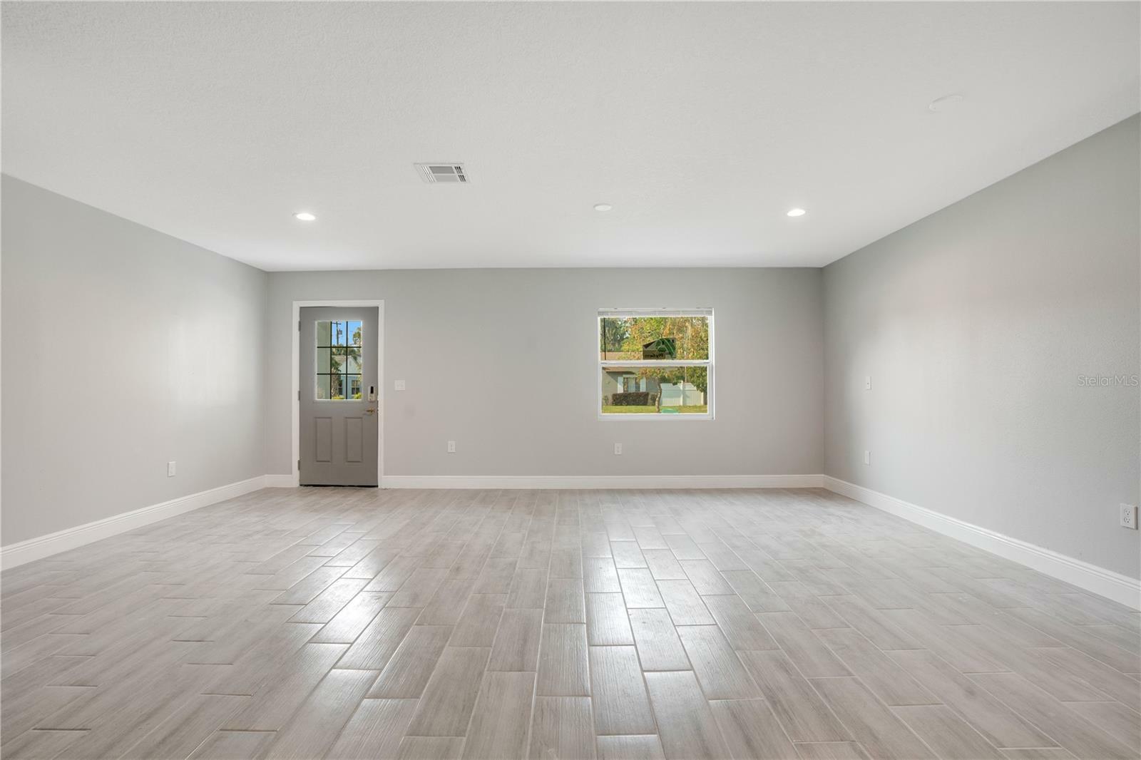 Property Photo:  2710 Euston Road  FL 32789 