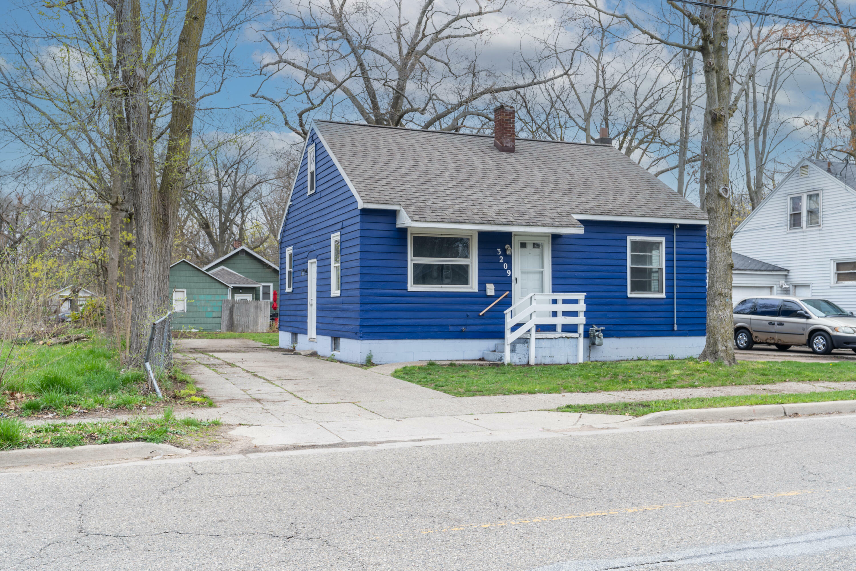 Property Photo:  3209 5th Street  MI 49444 