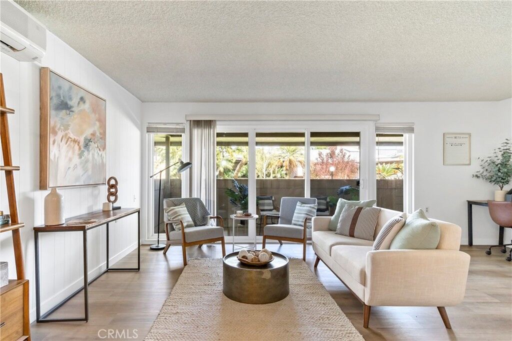 Property Photo: 13300 Del Monte Dr. M15 7E CA 90740
