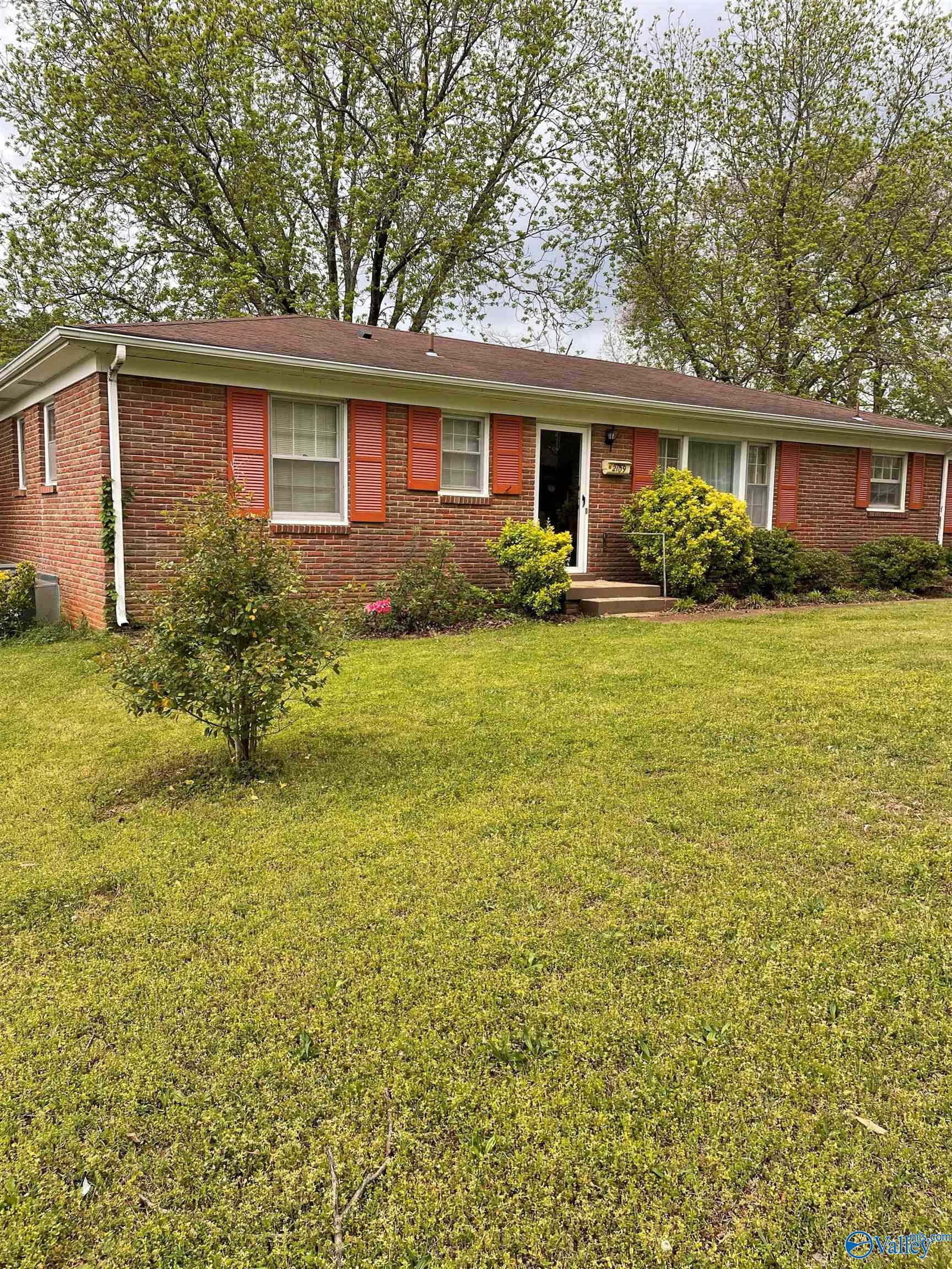 Property Photo:  2109 Phillips Road  AL 35810 