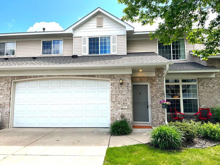 9657 Belmont Lane  Eden Prairie MN 55347 photo