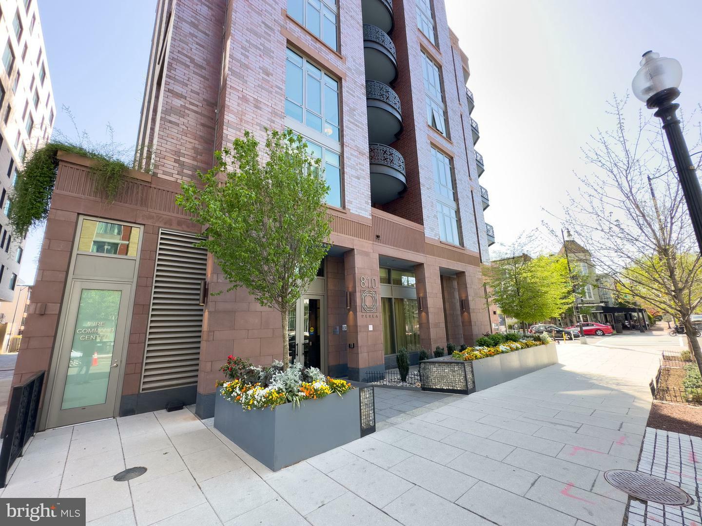 Property Photo:  810 O Street NW 301  DC 20001 