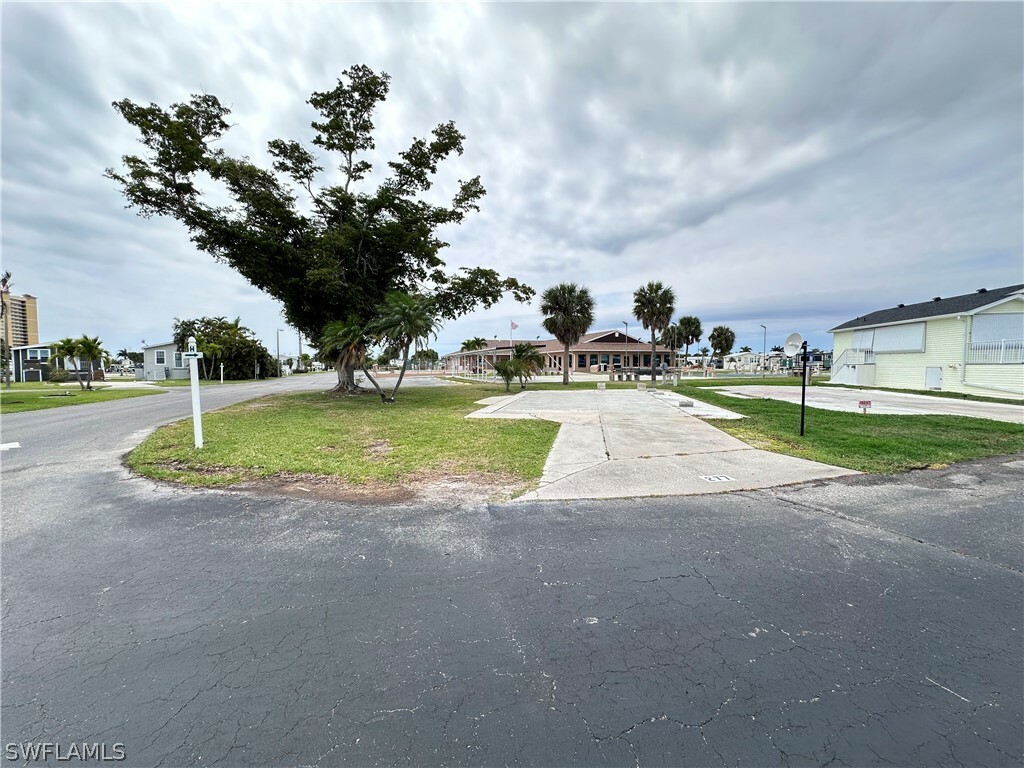 Property Photo:  19681 H277 Summerlin Road  FL 33908 