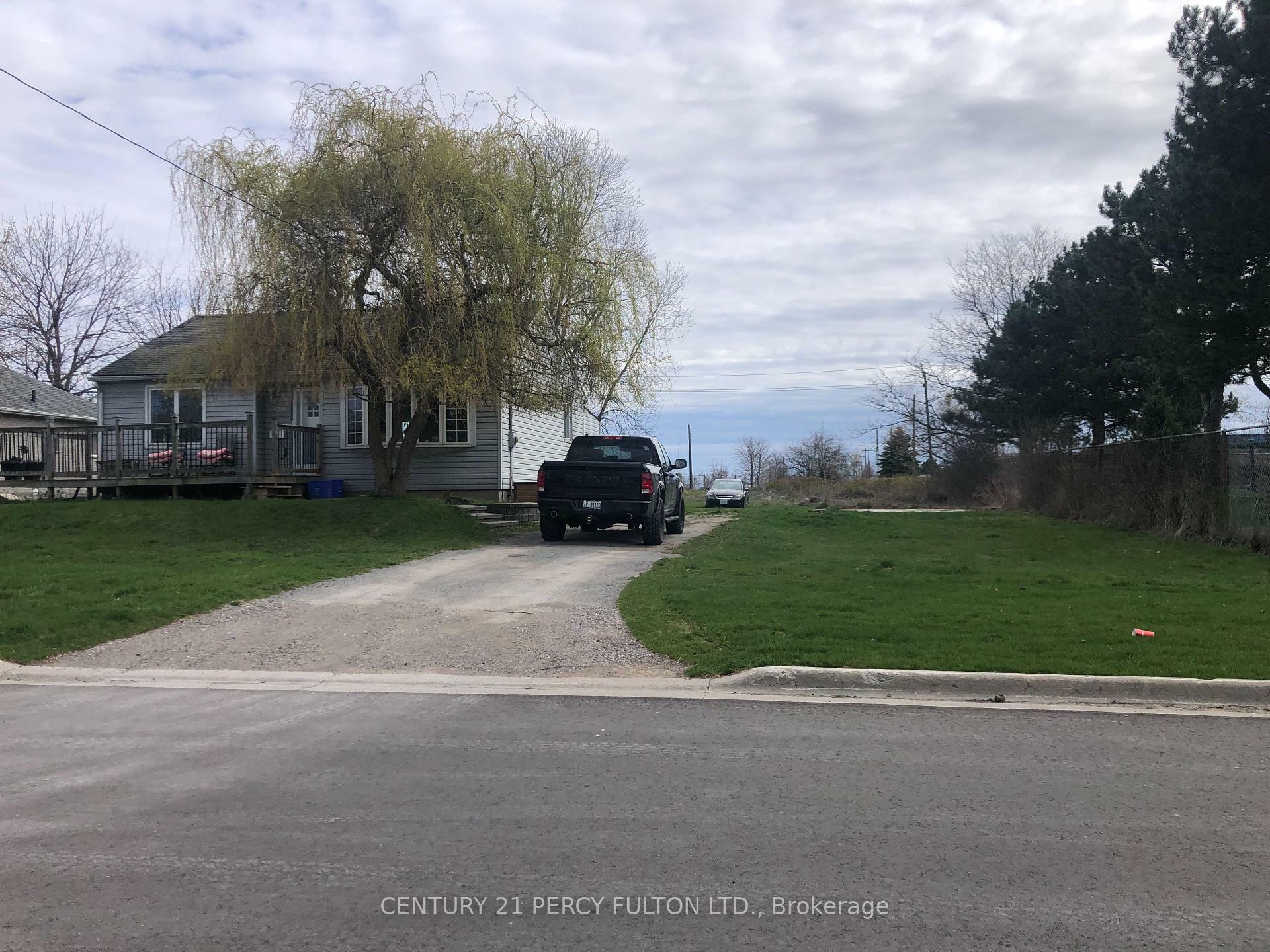 Property Photo: 579 Veterans Rd ON L1H 0B2