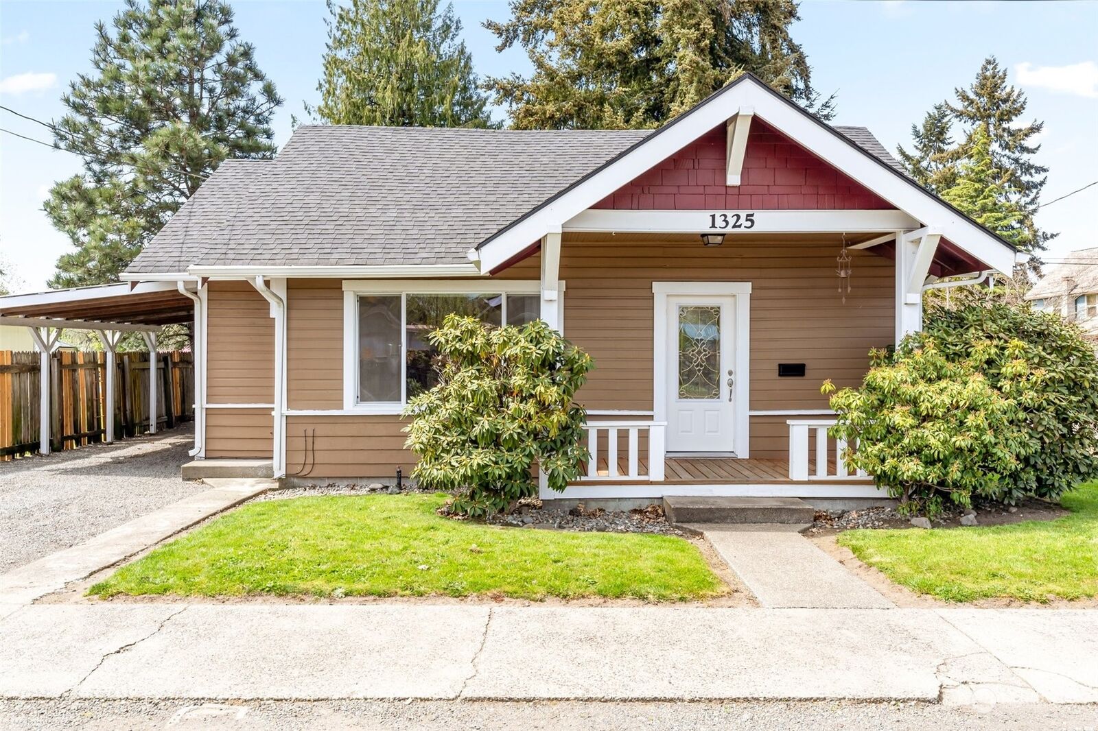 Property Photo: 1325 Rose Street WA 98531