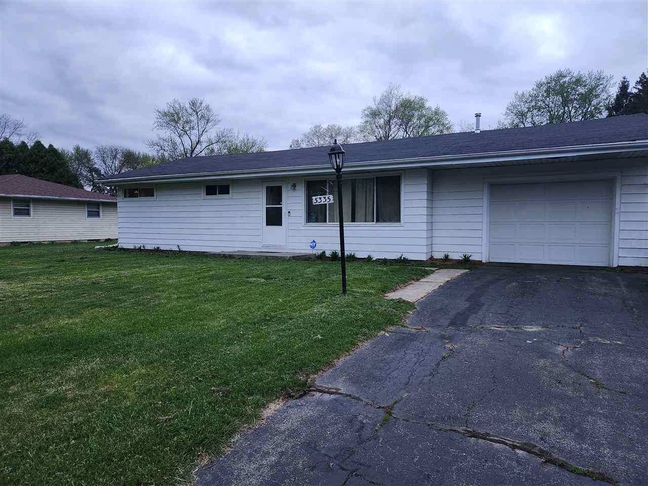 5335 Southbrook Drive  Fort Wayne IN 46835 photo