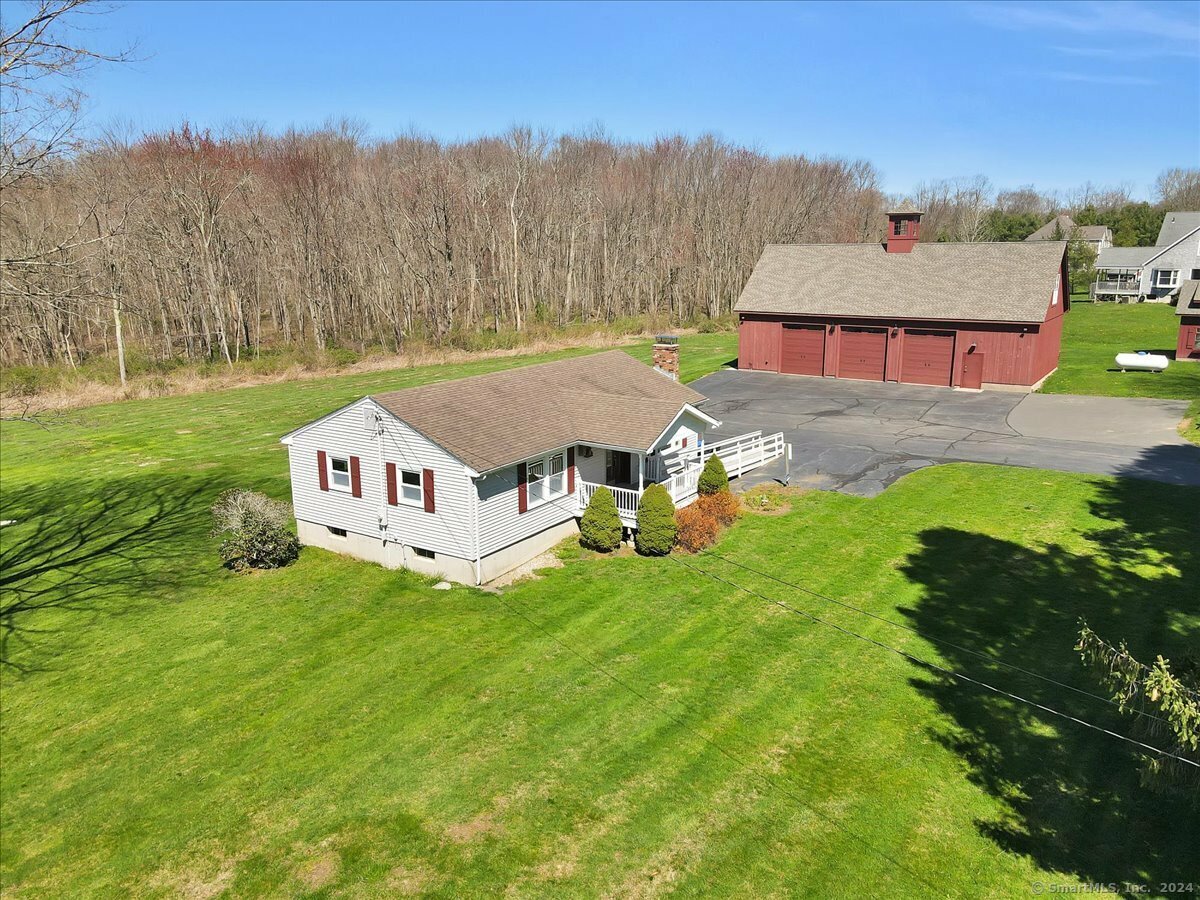 Property Photo:  4 Tolland Road  CT 06043 