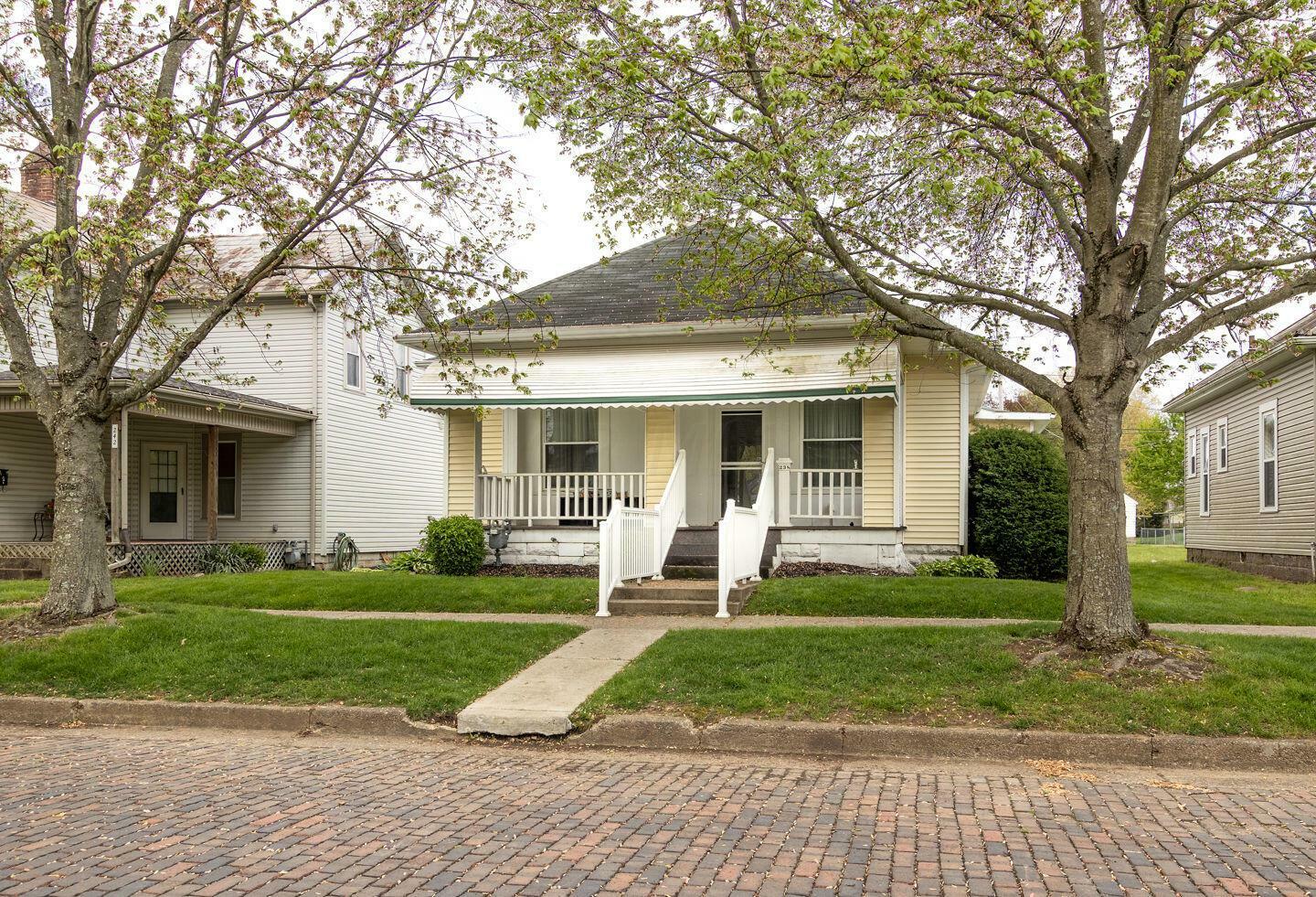 Property Photo:  238 Purvis Avenue  OH 43107 