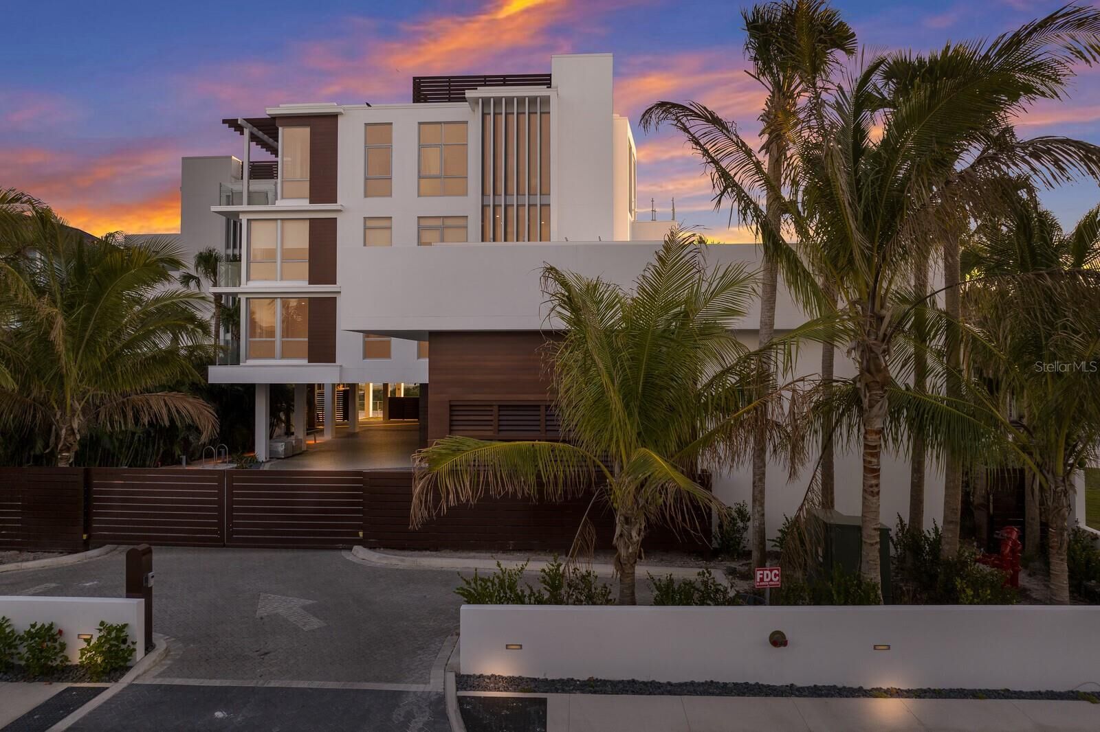 Property Photo: 84 Avenida Veneccia 202 &Amp 203 FL 34242