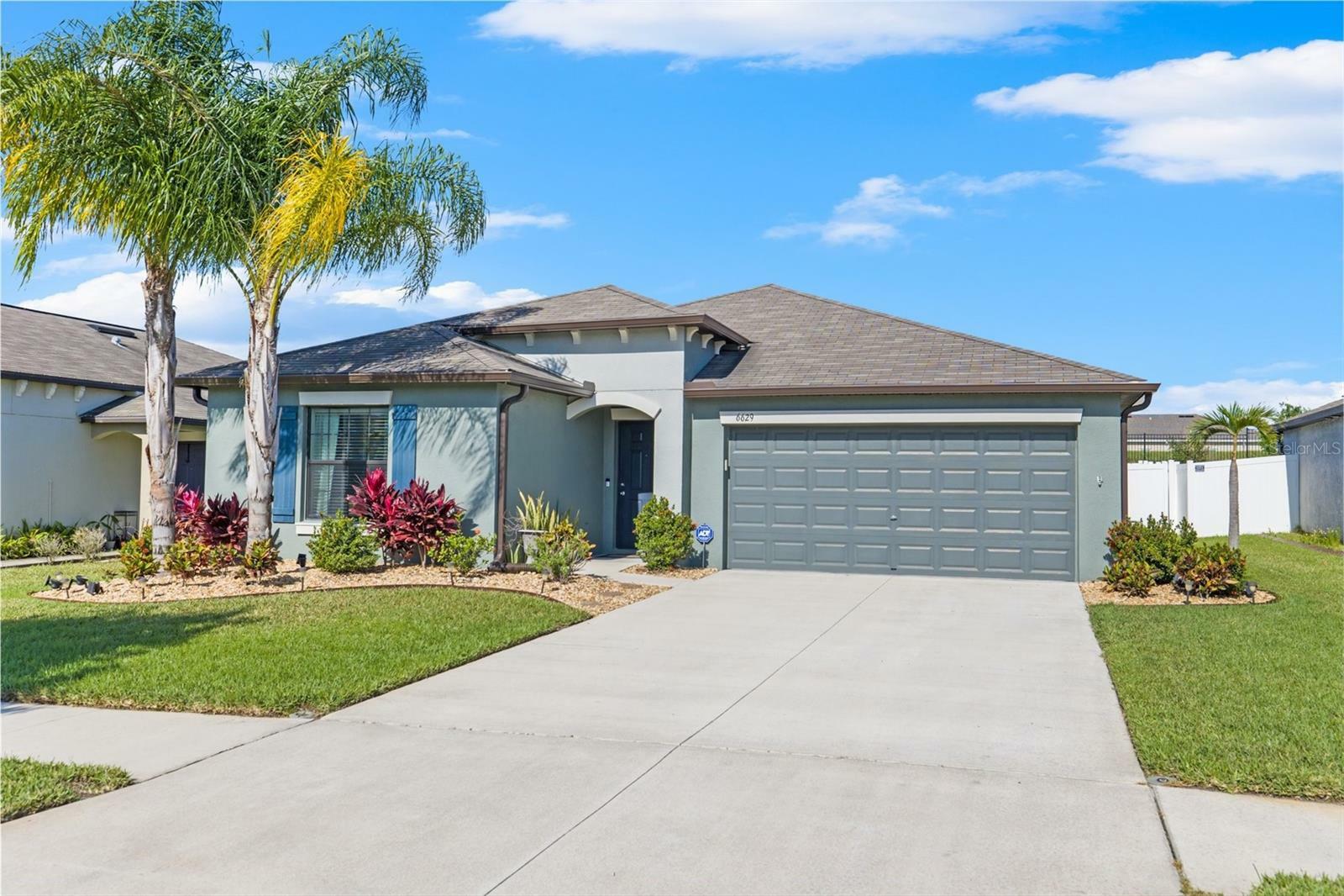 Property Photo:  6629 Wagon Trail Street  FL 33541 