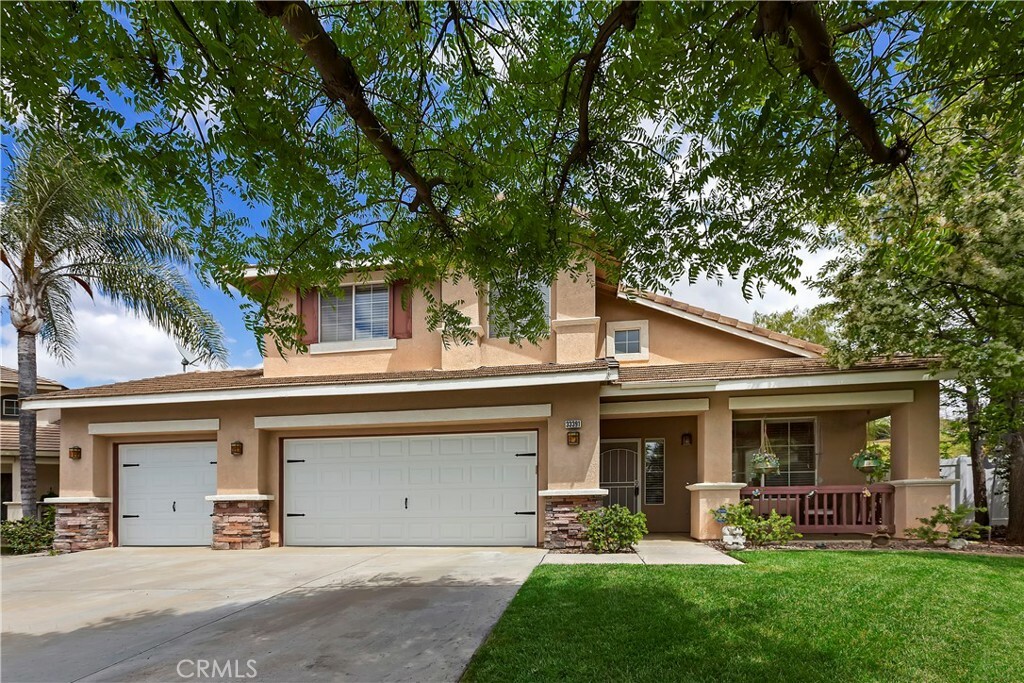 Property Photo:  33391 Golden Meadow Court  CA 92399 