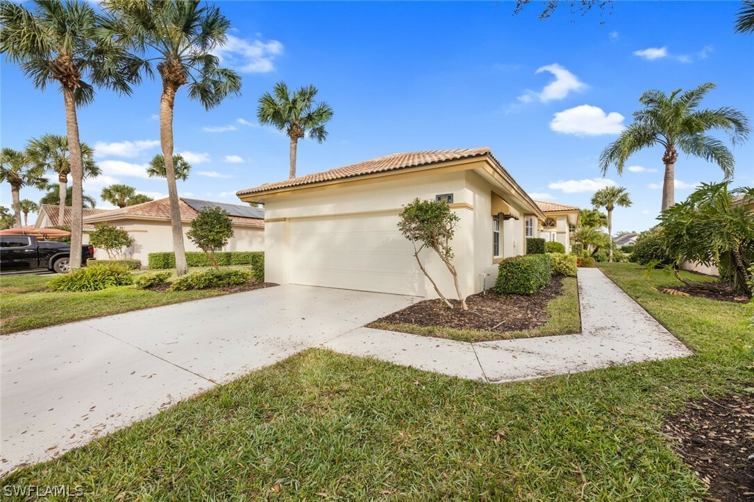 Property Photo:  13541 Southampton Drive  FL 34135 