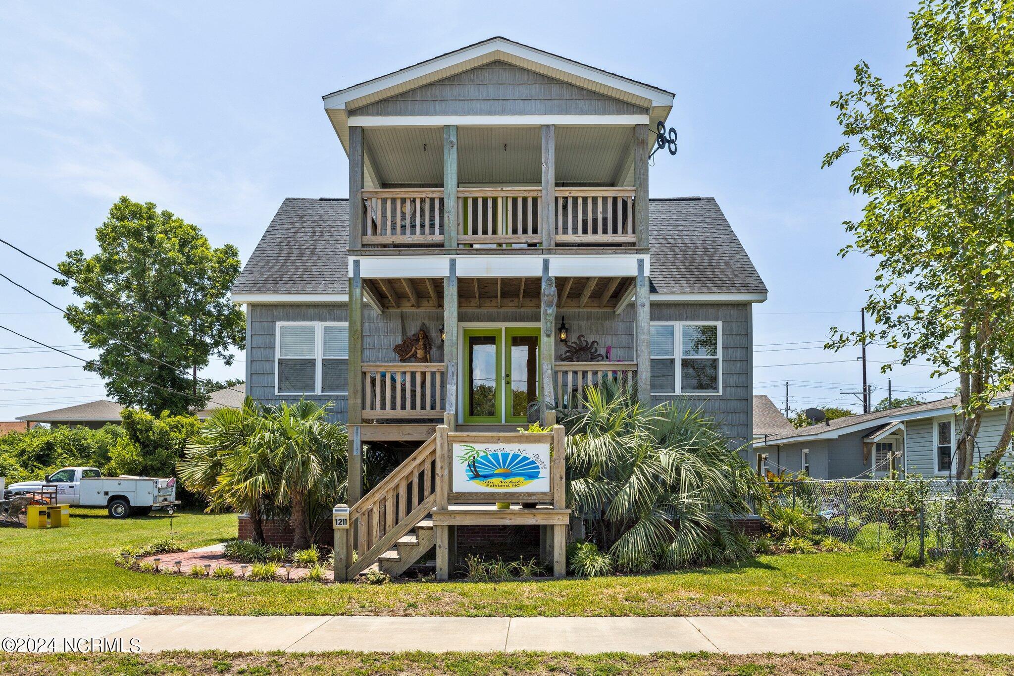 1211 Avery Street  Morehead City NC 28557 photo