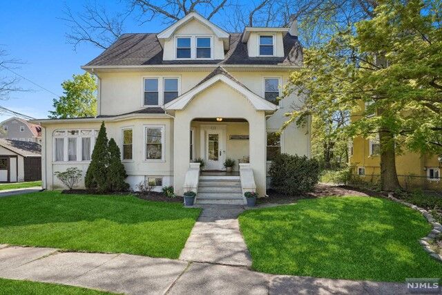 Property Photo:  9 Draper Terrace  NJ 07042 