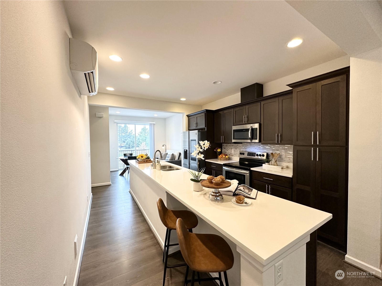 Property Photo: 22328 88th Way S D103 WA 98031