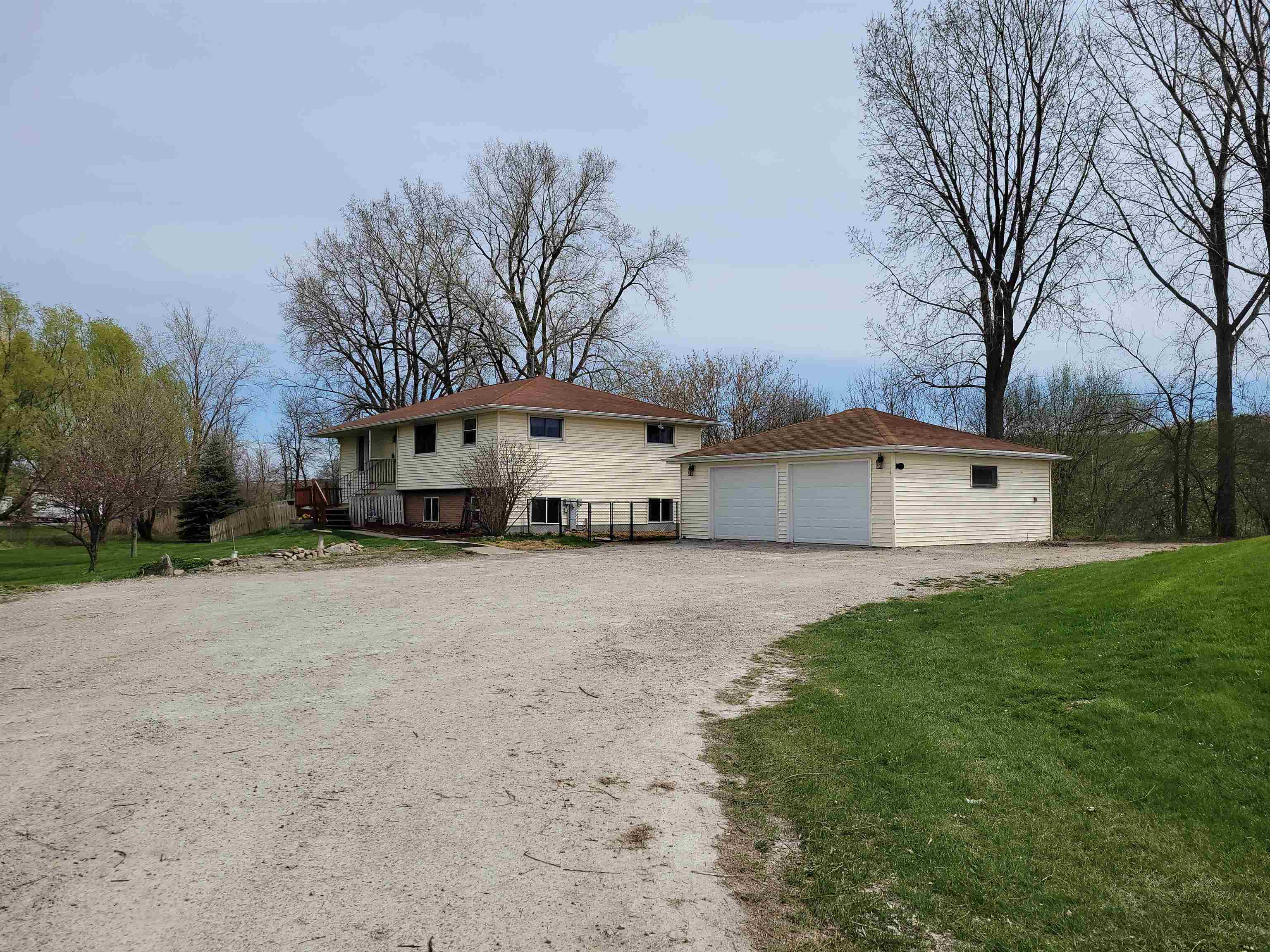 Property Photo:  167 County Road Cb  WI 54956-2168 